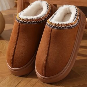 NEW UNISEX SOFT N COMPY SLIPPERS SIZE 6.5-7